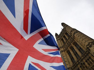 Главы ЕК и Совета ЕС подписали соглашение о выходе Великобритании из Евросоюза - В Мире