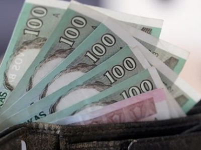 В Литве нельзя будет расплачиваться наличными за покупки дороже 10 тыс. литов - Литва и страны Балтии