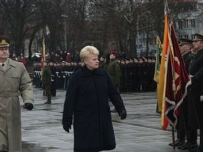 Литва отметила День армии - Литва и страны Балтии