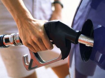 Бензин в Литве станет дороже - Литва и страны Балтии