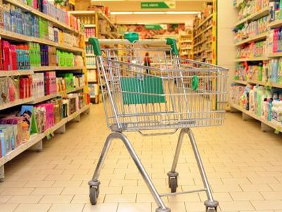 Не хватает продавцов 
 - Литва и страны Балтии