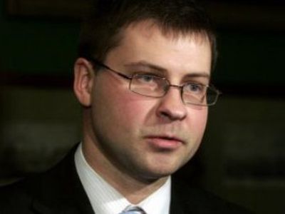 Латвийский премьер призвал отказаться от референдума о негражданах - Литва и страны Балтии