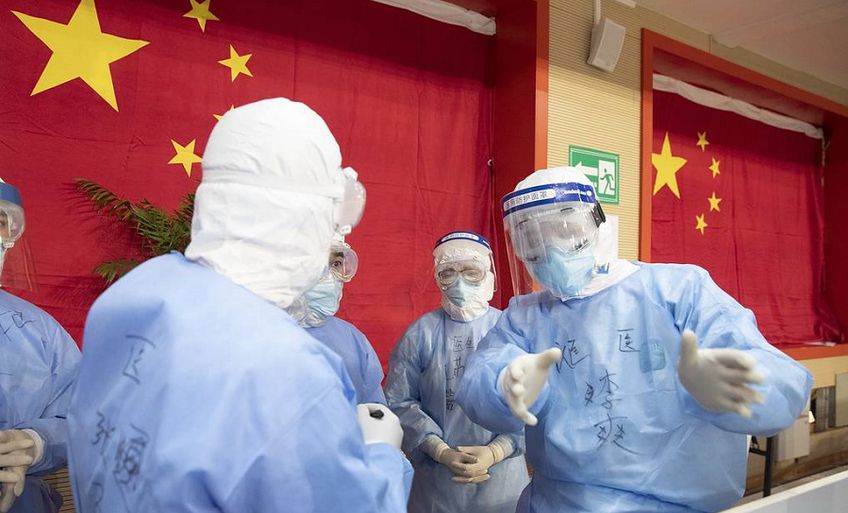 СМИ: в Китае столетний мужчина вылечился от коронавируса