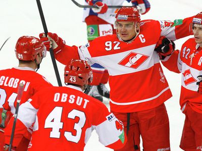 Проблемы "Инвестбанка" ставят под вопрос существование ХК "Спартак" - Культурные и спортивные мероприятия