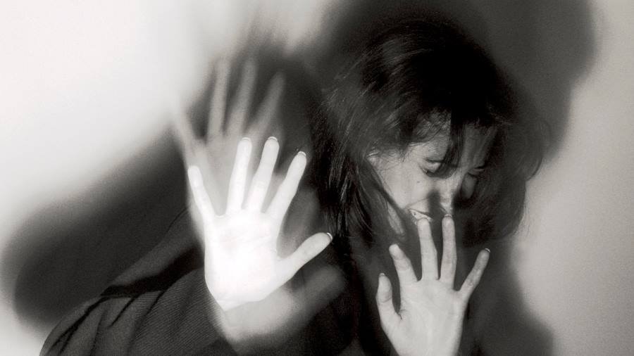 Приглашение на акцию "16 дней против насилия в отношении женщин" - В Висагинасе