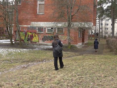 Совет по оценке недвижимого культурного наследия осмотрел здания по Вильтес 1,3 (добавлено видео) - В Висагинасе