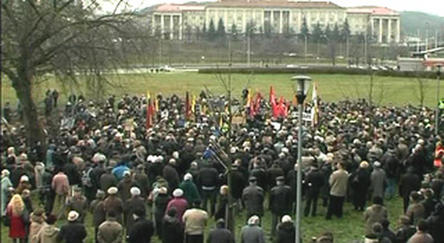 Горькое слово пенсионеров  - Литва и страны Балтии