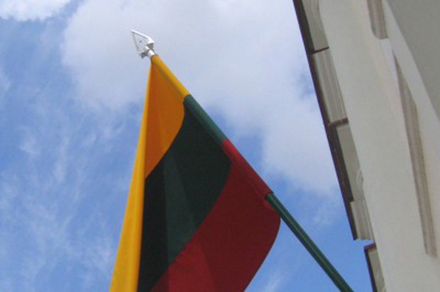 Президент Литвы: Жесткая политика правительства облегчит выживание во вторую волну кризиса

 - Литва и страны Балтии