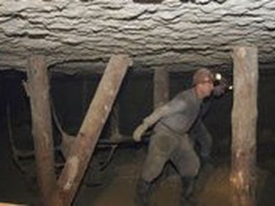 Чилийским шахтерам придется «заслужить» спасение - В Мире