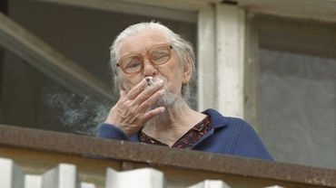 Можно ли вам курить на балконе, решат соседи (видео)