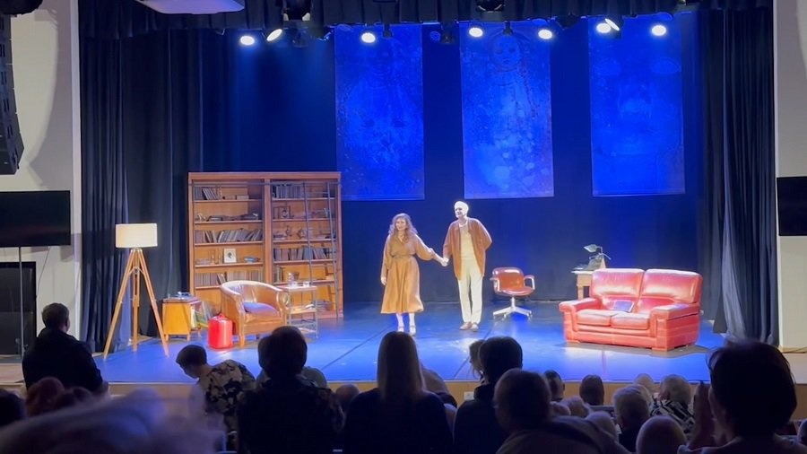 Vilniaus senasis teatras Visagine. „Smulkūs vedybiniai nusikaltimai“.