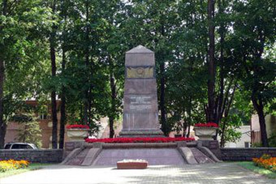 Центр Паланги сочли неподходящим местом для могил советских воинов - Литва и страны Балтии