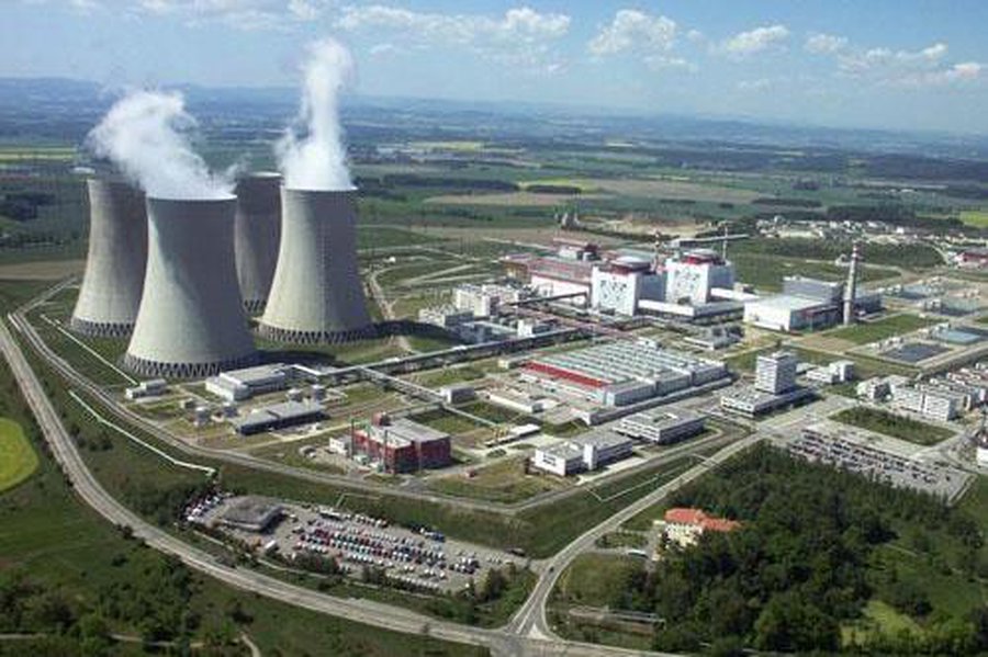 Россия будет поставлять топливо для крупнейшей АЭС Чехии - Энергетика