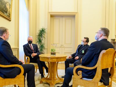 Президент поздравил с приближающейся Пасхой руководителей традиционных христианских общин - Литва и страны Балтии