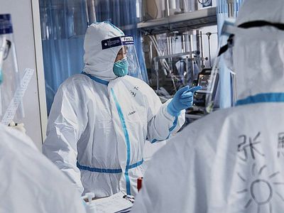 СМИ: у трех врачей в Пекине диагностировали новый тип коронавируса - Наука и здоровье