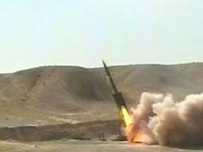 Иран провел успешные испытания двухступенчатой ракеты «Саджиль» - В Мире