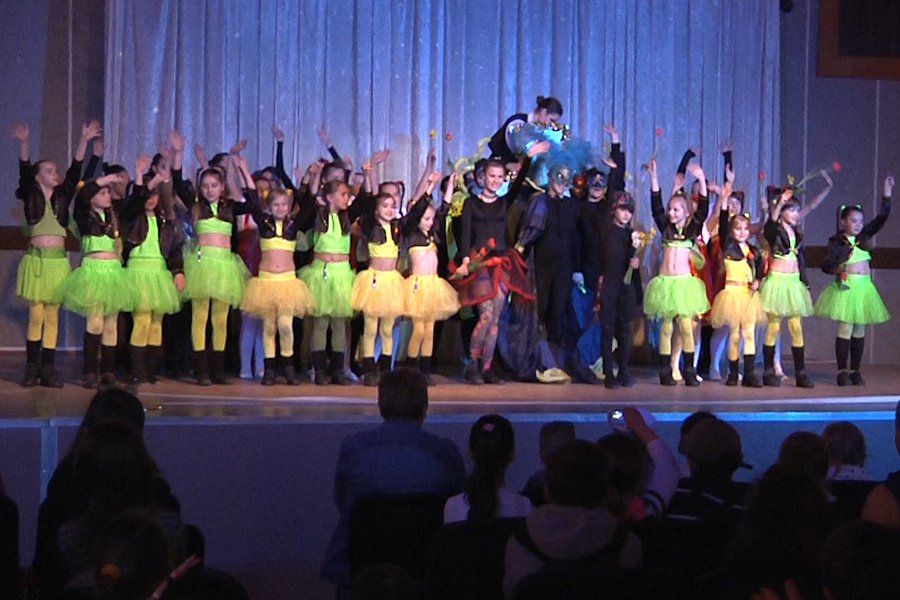 Муха, Муха–Цокотуха, позолоченное брюхо!  - В Висагинасе