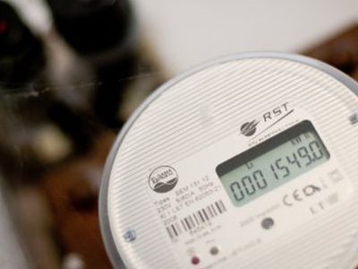 Цена на электричество, скорее всего, превысит 50 центов за киловатт-час
 

 - Энергетика