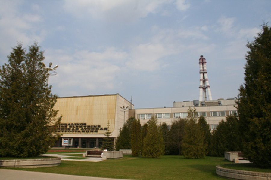 Игналинскую АЭС закрыли: лучшим источником энергии в Литве стали дрова

                 - Энергетика