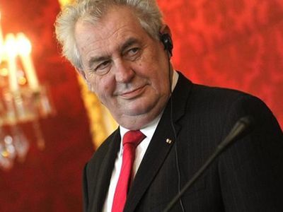 Президент Чехии выступил за отмену виз для россиян - В Мире