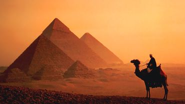 Древние египтяне передвигали блоки для пирамид по влажному песку