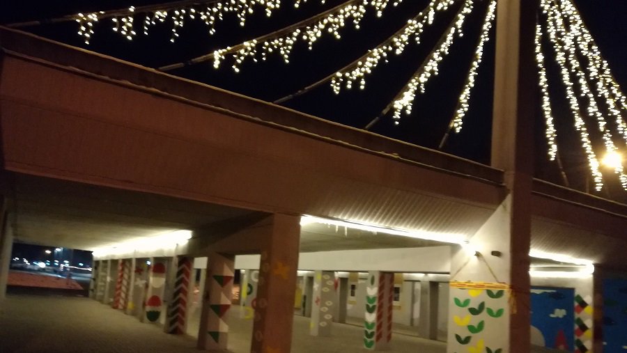 Прогуляйтесь по праздничному маршруту! Нынче предновогодний Висагинас особенно хорош - В Висагинасе