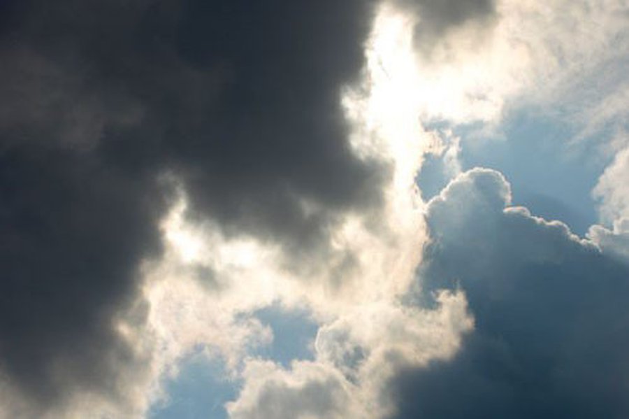 Облако пепла из-за извержения вулкана в Исландии уже достигло Литвы - Литва и страны Балтии