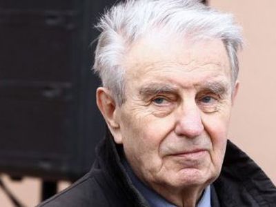 Netoli Vilniaus oš giraitė poetui J. Marcinkevičiui atminti - Kultūros ir sporto renginiai