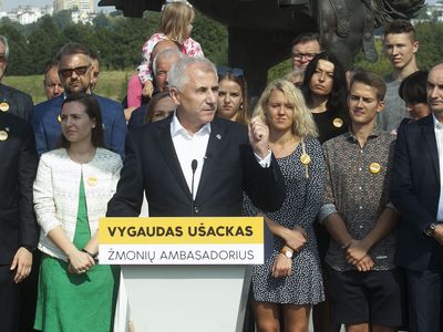 Основные внешнеполитические цели В.Ушацкаса - военные базы США в Литве и большие расходы на оборону - Литва и страны Балтии