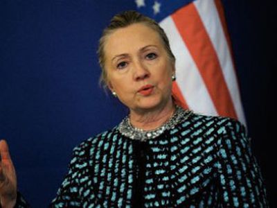 Клинтон: США не дадут восстановить СССР

  - В Мире