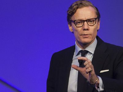 СМИ сообщили о вмешательстве Cambridge Analytica в выборы по всему миру - В Мире