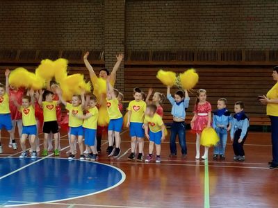 И девчонки, и мальчишки – все играют в «Футболюкас» - Культурные и спортивные мероприятия