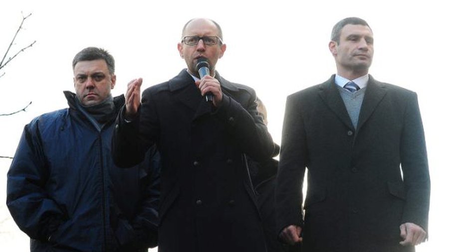 Оппозиция решила сформировать в Киеве альтернативную власть - В Мире