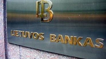 Сокращено количество ограничений для клиентов банка Snoras, но многие из них остались в силе
                                                        