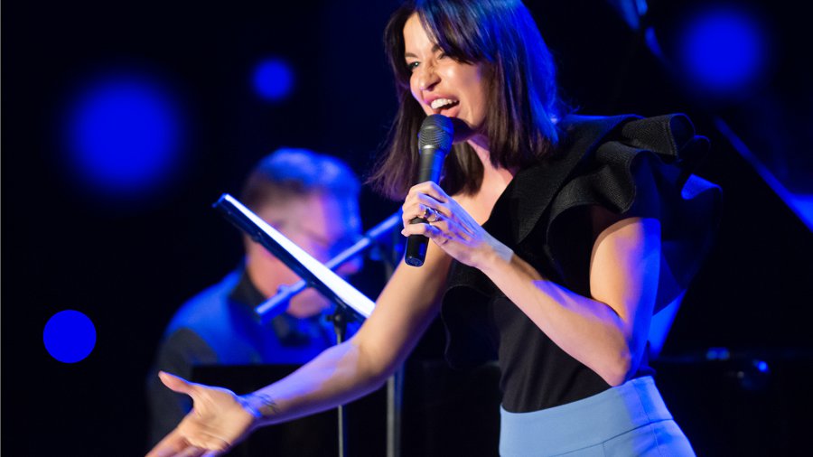 Концерт-спектакль аргентинской певицы Габии Вероники уже 16 декабря - В Висагинасе