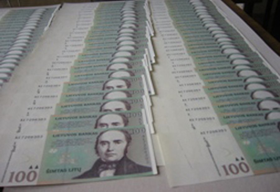 В 2012 году Литве нужно будет взять в долг как минимум 9,4 млрд. литов - Литва и страны Балтии