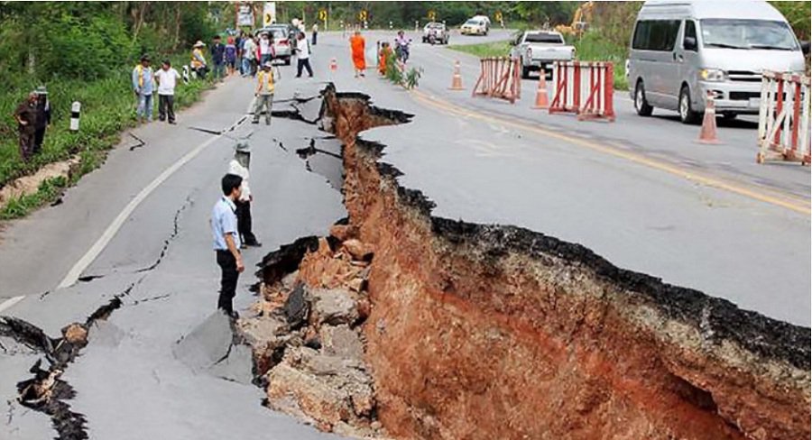 В Мьянме произошло мощное землетрясение магнитудой 7,7, с эпицентром вблизи города Мандалай - В Мире
