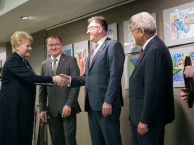 Президент: политики собираются править Литвой, но непонятно, как - Литва и страны Балтии