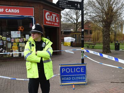 Times: Великобритания может прибегнуть к ведению подрывной деятельности в России - В Мире