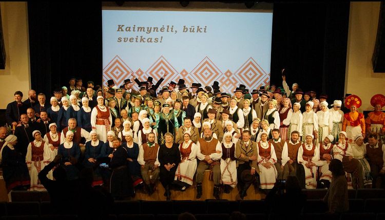 Kviečiame į tarptautinį liaudies šokių festivalį „Kaimynėli, būki sveikas“!