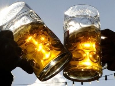 Жители Балтийских стран пьют меньше пива, пивоварни вынуждены менять стратегии - Хобби, отдых и развлечения