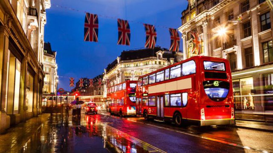 Литовка в Англии: Девушки приезжают сюда искать богатых мужей - Мир молодежи