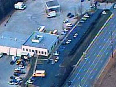 Стрельба в офисе близ американской Атланты: двое убиты, трое ранены 
 - Происшествия и криминал