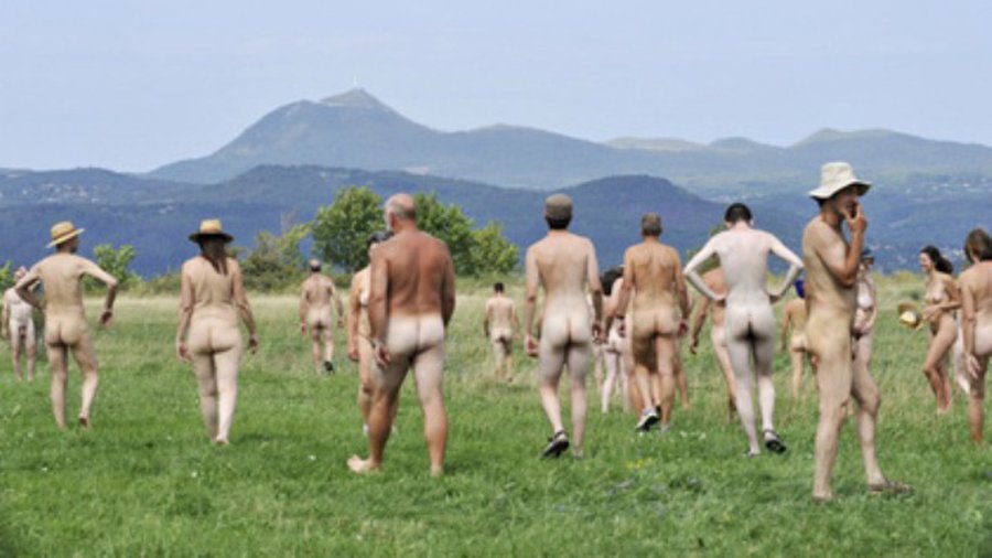 Работники культуры Литвы анонсировали голый протест - Культурные и спортивные мероприятия