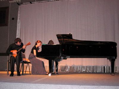 Балалайке подвластно все... - В Висагинасе