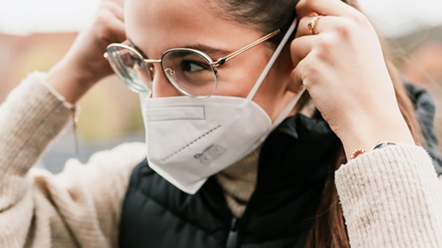 На мероприятиях в закрытых пространствах необходимо носить респираторы - В Висагинасе