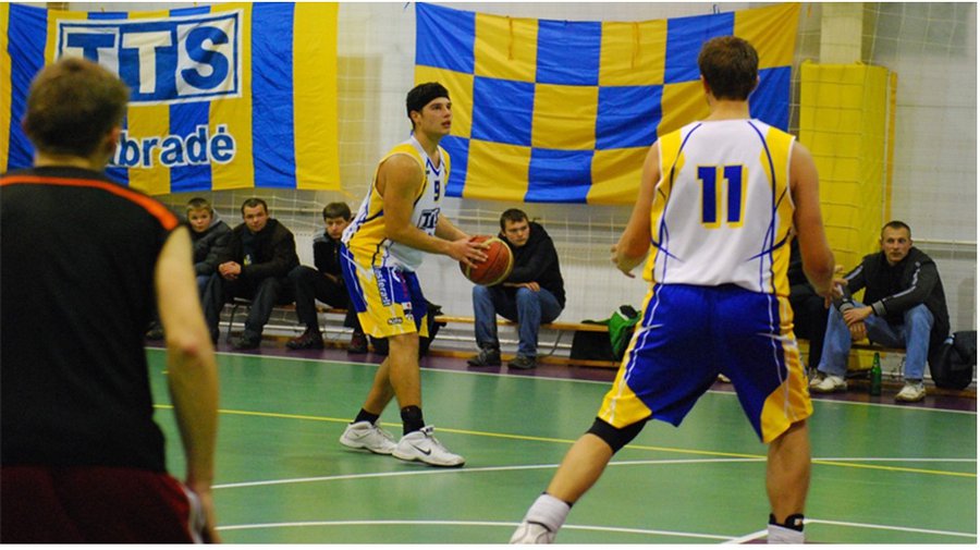 Баскетбольная команда «ТТС» ищет игроков для игр РКЛ сезона 2013/2014 - Культурные и спортивные мероприятия