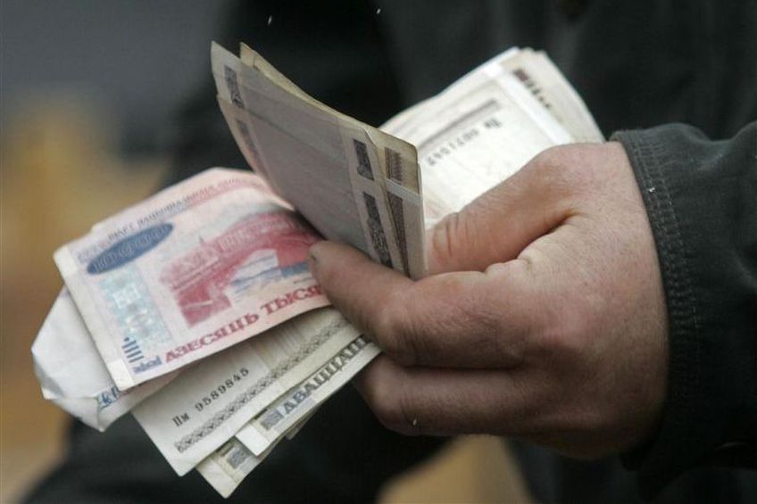 С 1 ноября в Белоруссии повышены зарплаты, пенсии и пособия


