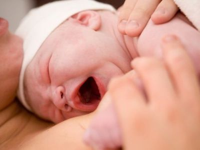 Драма в Шяуляй: мужчина пять лет растил сына любовника жены - Литва и страны Балтии