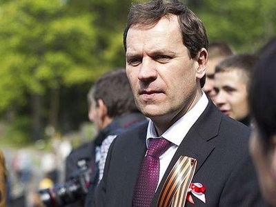 В. Томашевски, защищая Георгиевские ленты, назвал консерваторов аналфабетами - Литва и страны Балтии